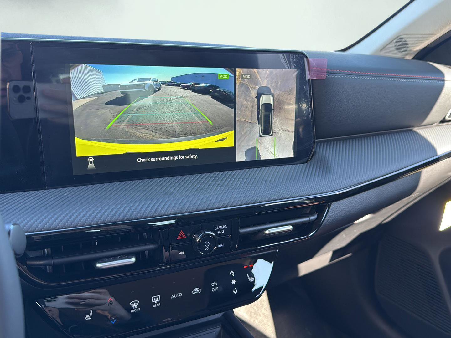 New 2026 Nissan Kicks SR w/ Cold Weather Package image 14