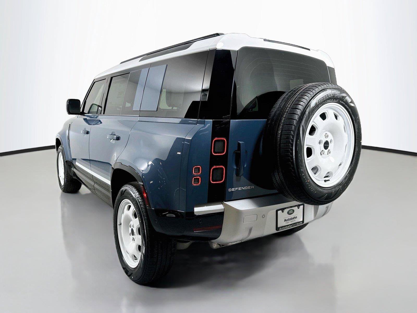 Certified 2026 Land Rover Defender 110 S AWD/4WD image 7