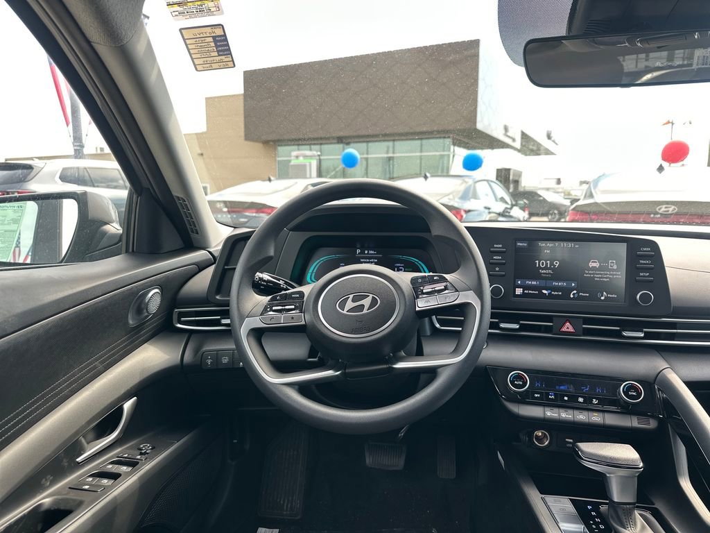 New 2026 Hyundai Elantra Hybrid FWD image 15