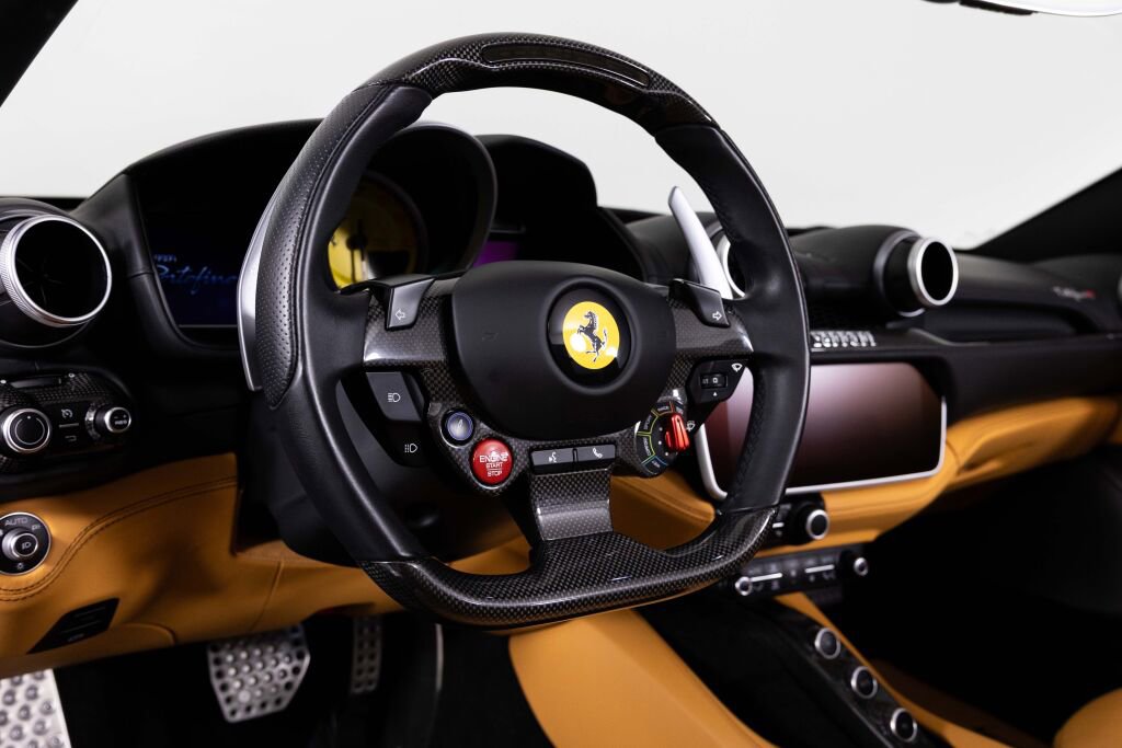 Certified 2022 Ferrari Portofino M image 44