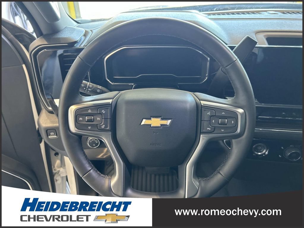 Certified 2024 Chevrolet Silverado 1500 LT AWD/4WD image 18