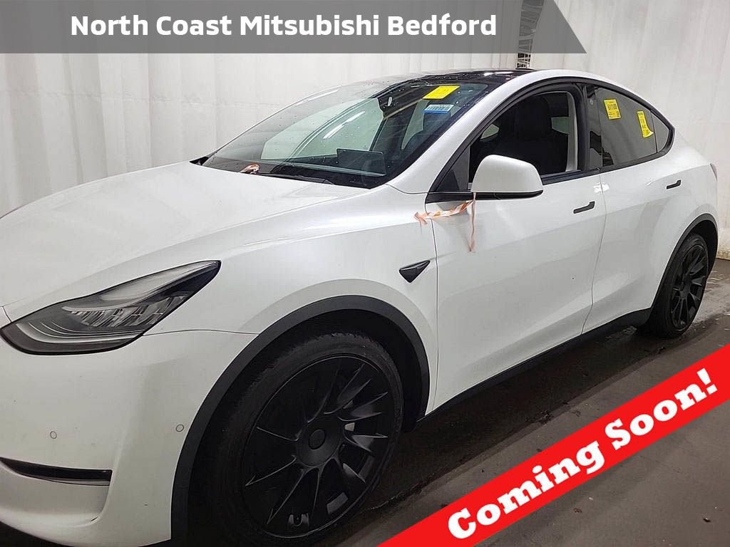 Used 2021 Tesla Model Y Long Range AWD/4WD image 1