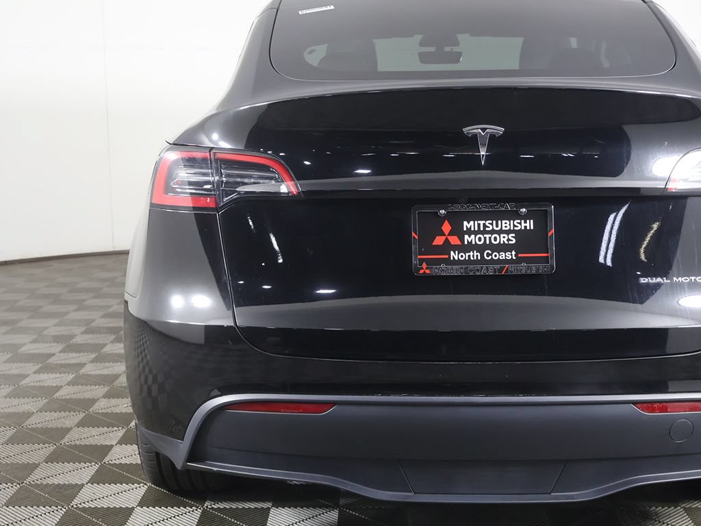Used 2023 Tesla Model Y Long Range AWD/4WD image 16