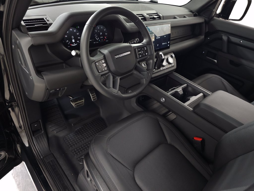 Certified 2025 Land Rover Defender 110 S AWD/4WD image 16