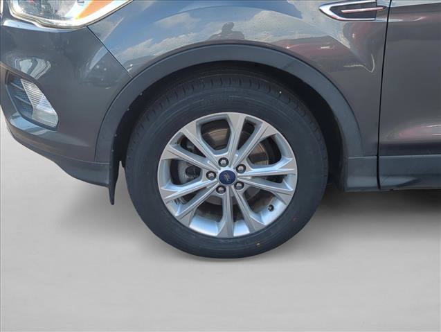 Used 2018 Ford Escape SE FWD image 30