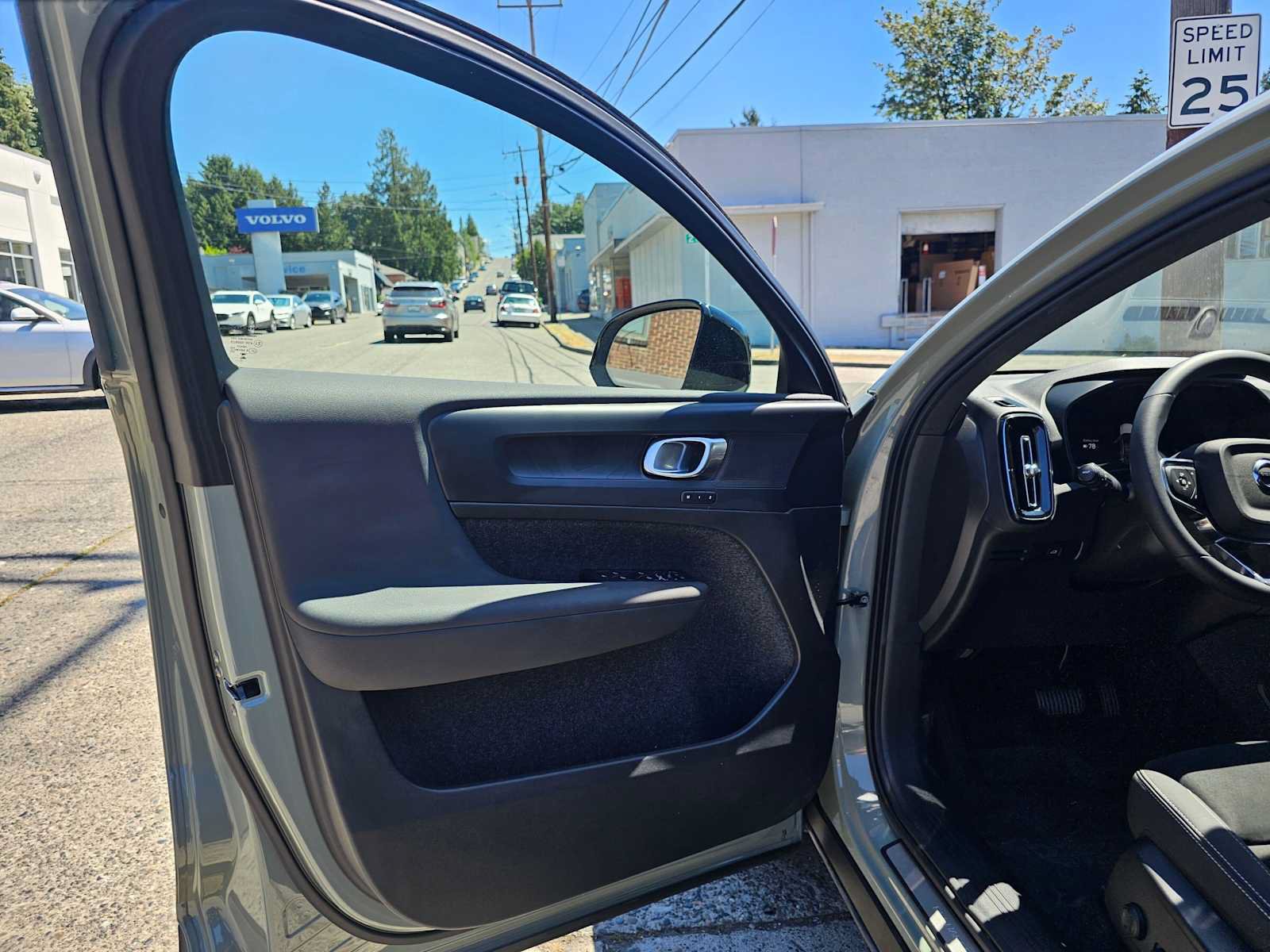 Certified 2024 Volvo C40 P8 Recharge Plus w/ Climate Package RWD image 20