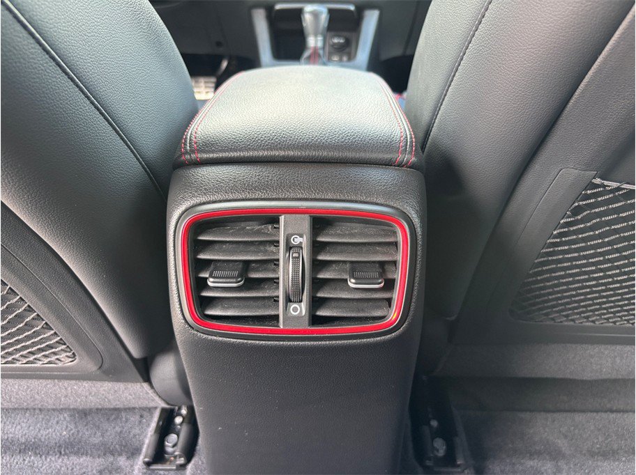 Used 2018 Hyundai Elantra GT Sport w/ Sport Tech Package 04 FWD image 38