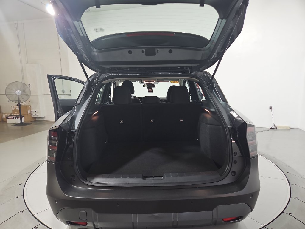 Certified 2025 Nissan Kicks S AWD/4WD image 23