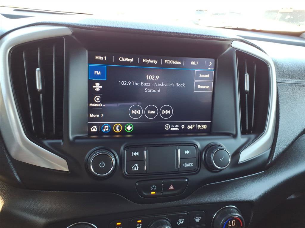 Used 2022 GMC Terrain SLT image 17