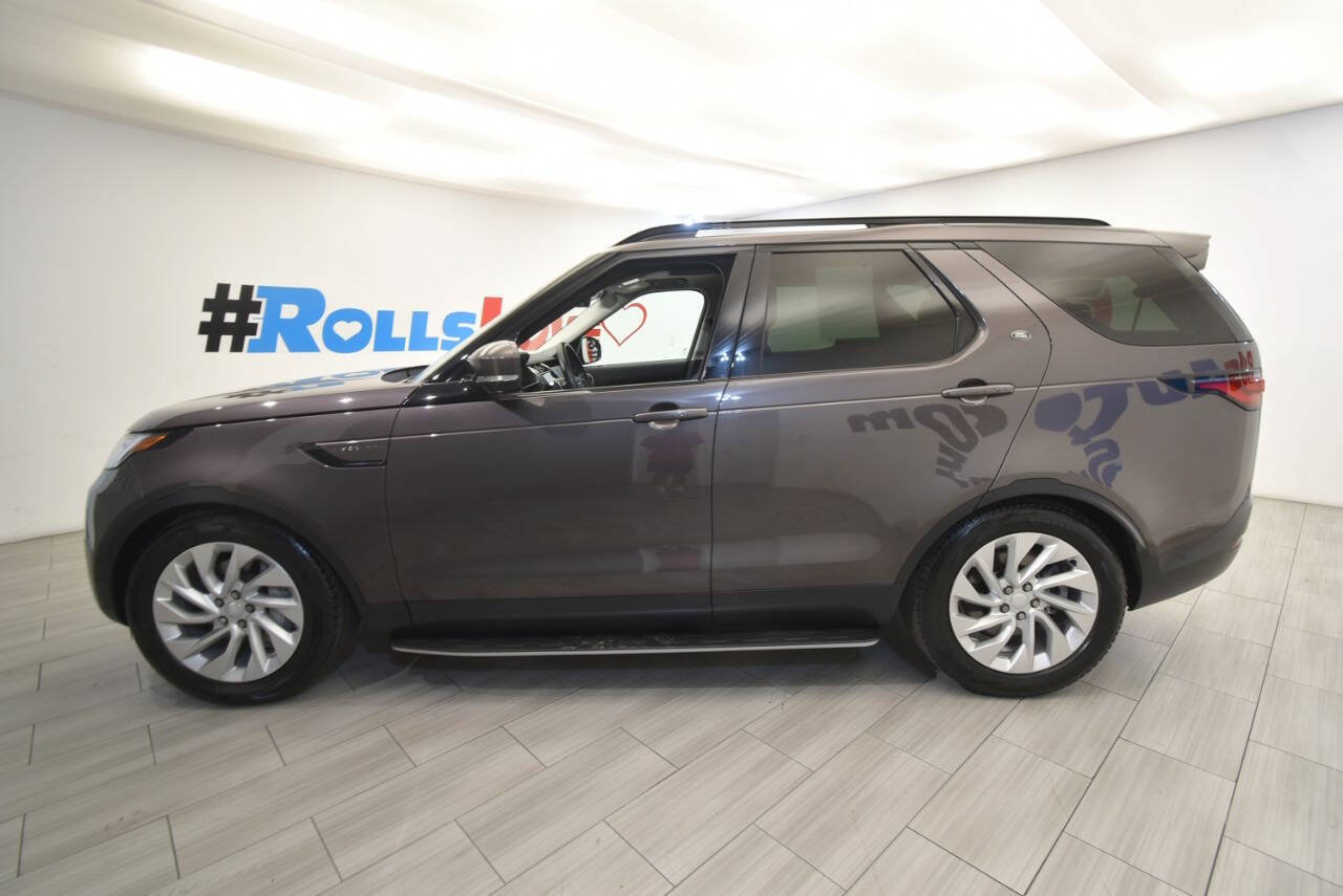 Used 2023 Land Rover Discovery S AWD/4WD image 2
