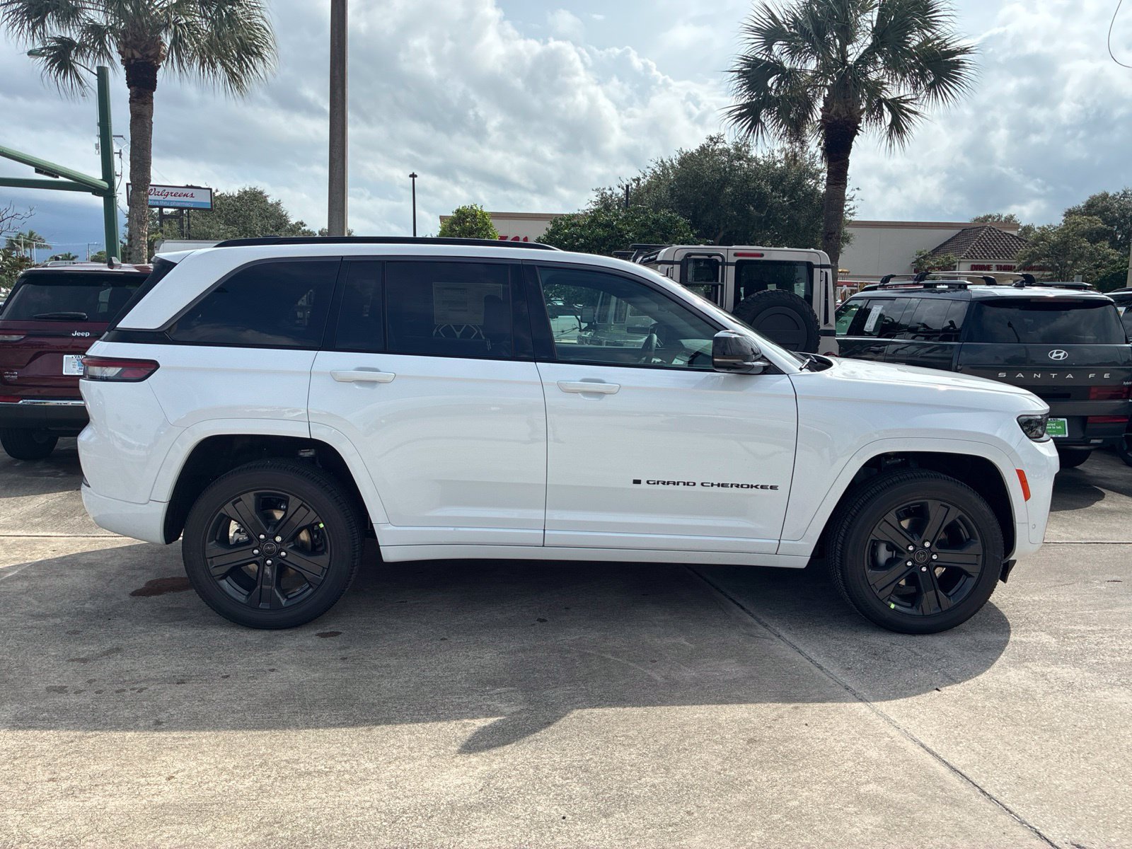 New 2027 Jeep Grand Cherokee Limited AWD/4WD image 6