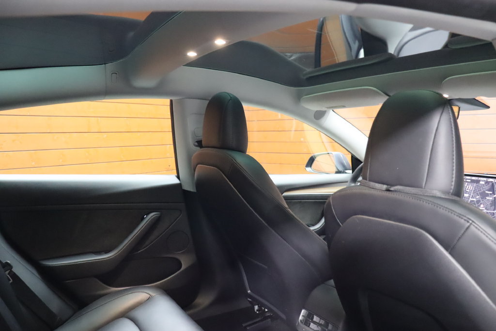 Used 2023 Tesla Model 3 Long Range AWD/4WD image 32