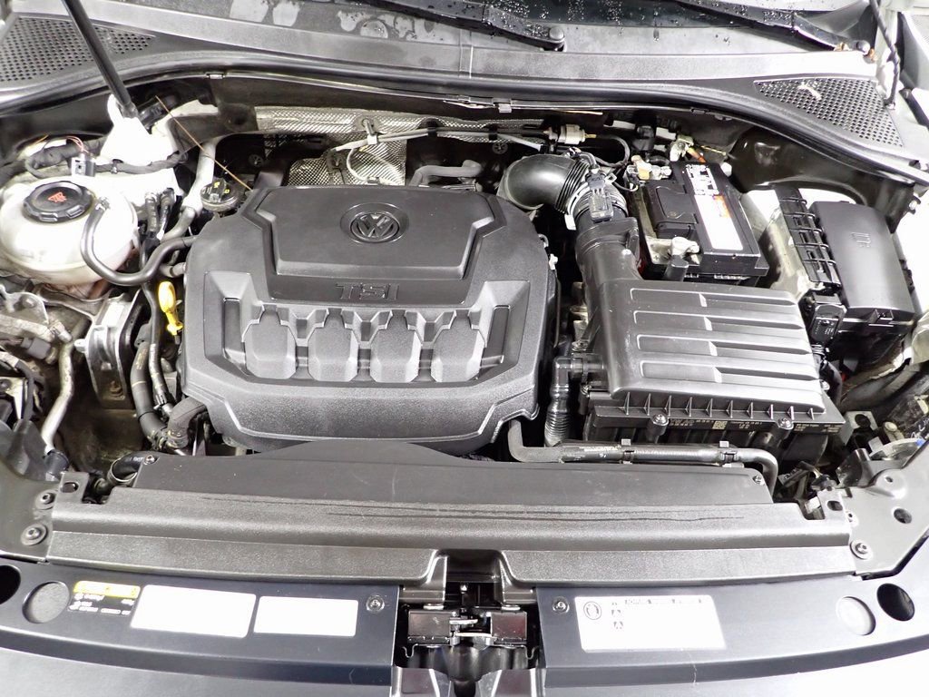 Used 2018 Volkswagen Tiguan S image 6