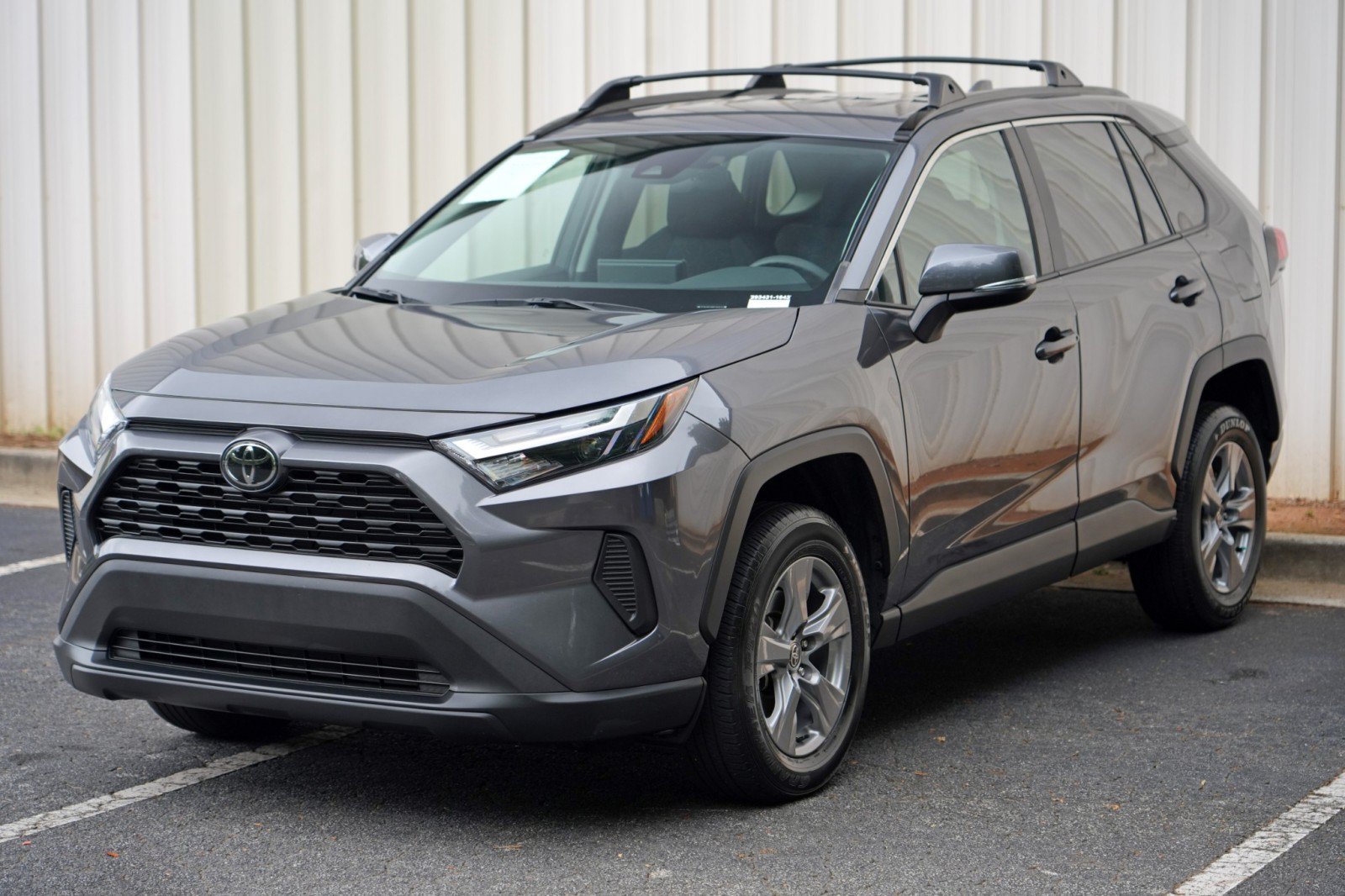 Used 2024 Toyota RAV4 XLE FWD image 41