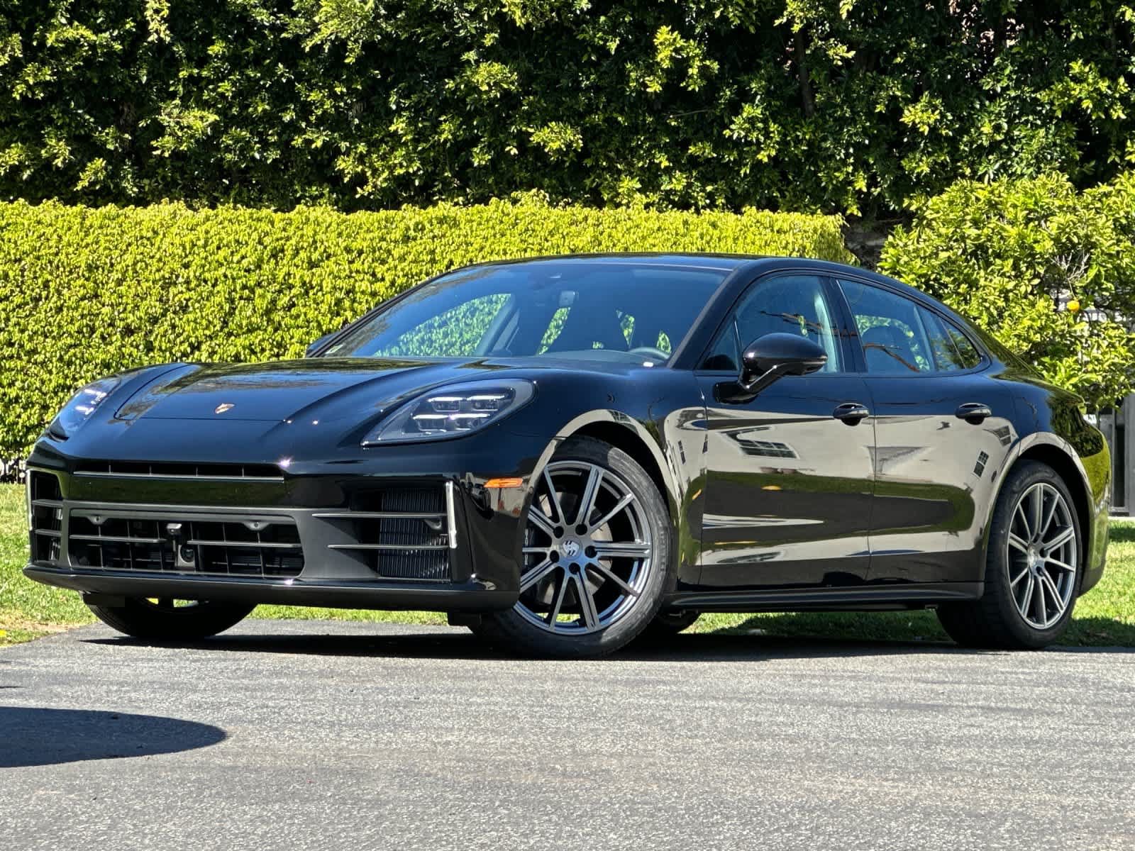 New 2026 Porsche Panamera RWD image 1