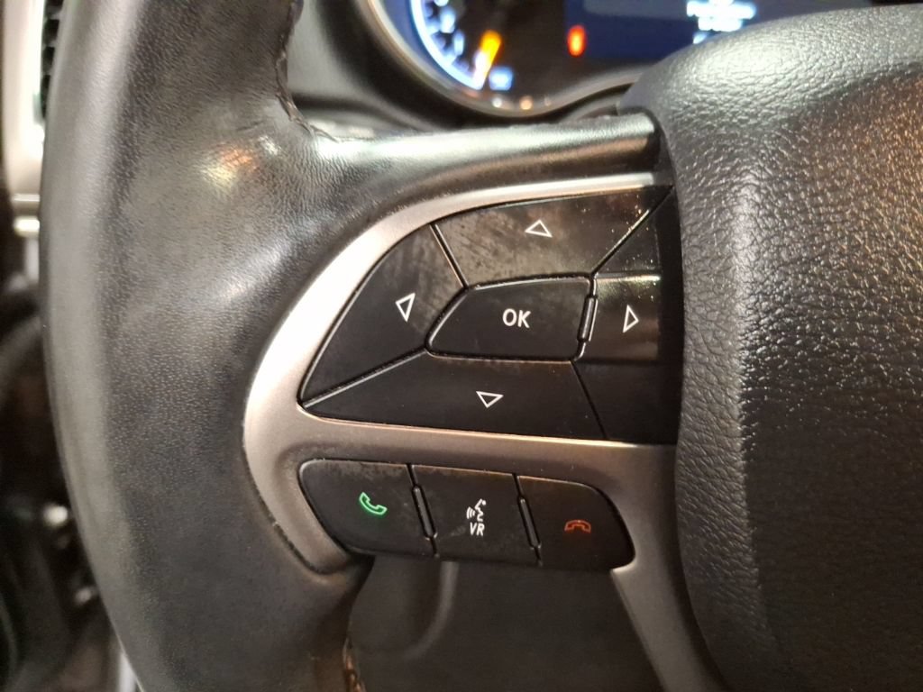 Used 2020 Jeep Grand Cherokee Limited AWD/4WD image 20