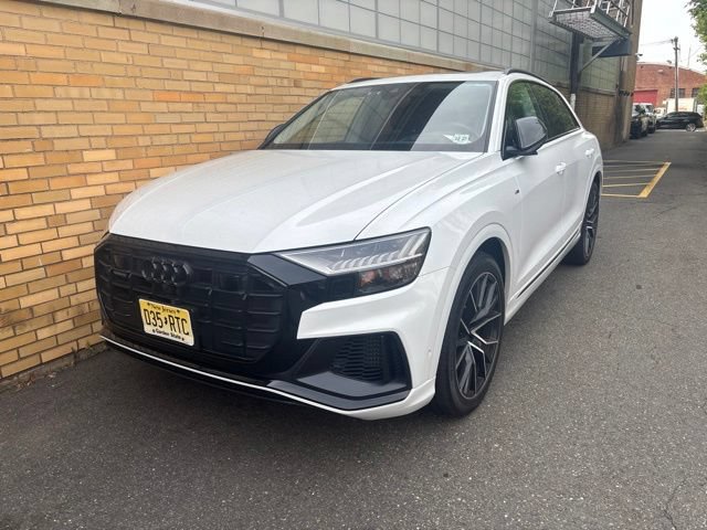 Used 2023 Audi Q8 Prestige AWD/4WD image 1