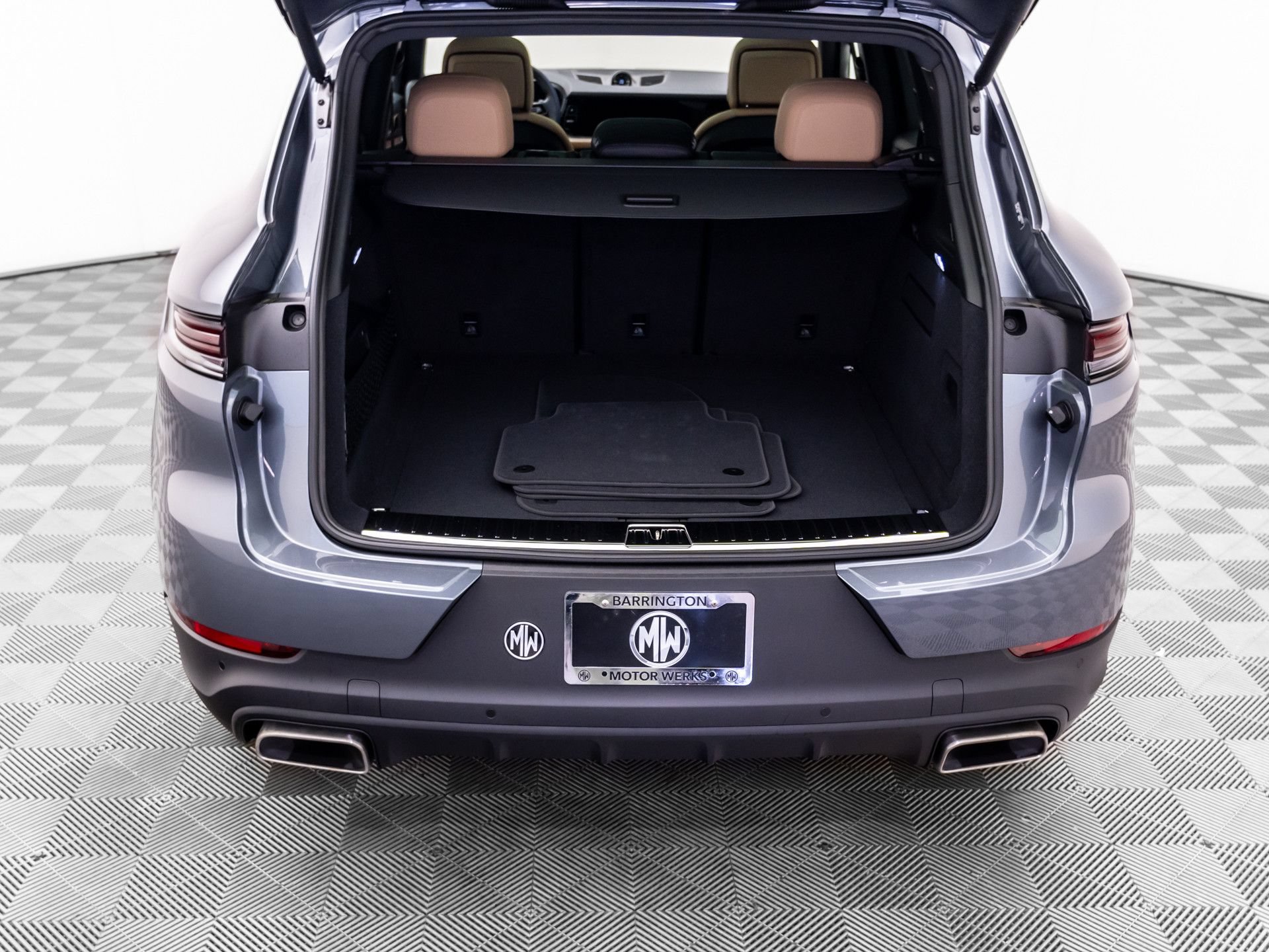 New 2026 Porsche Cayenne AWD/4WD image 32