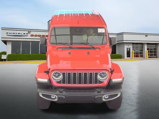 Used 2025 Jeep Wrangler Unlimited Sahara AWD/4WD image 2