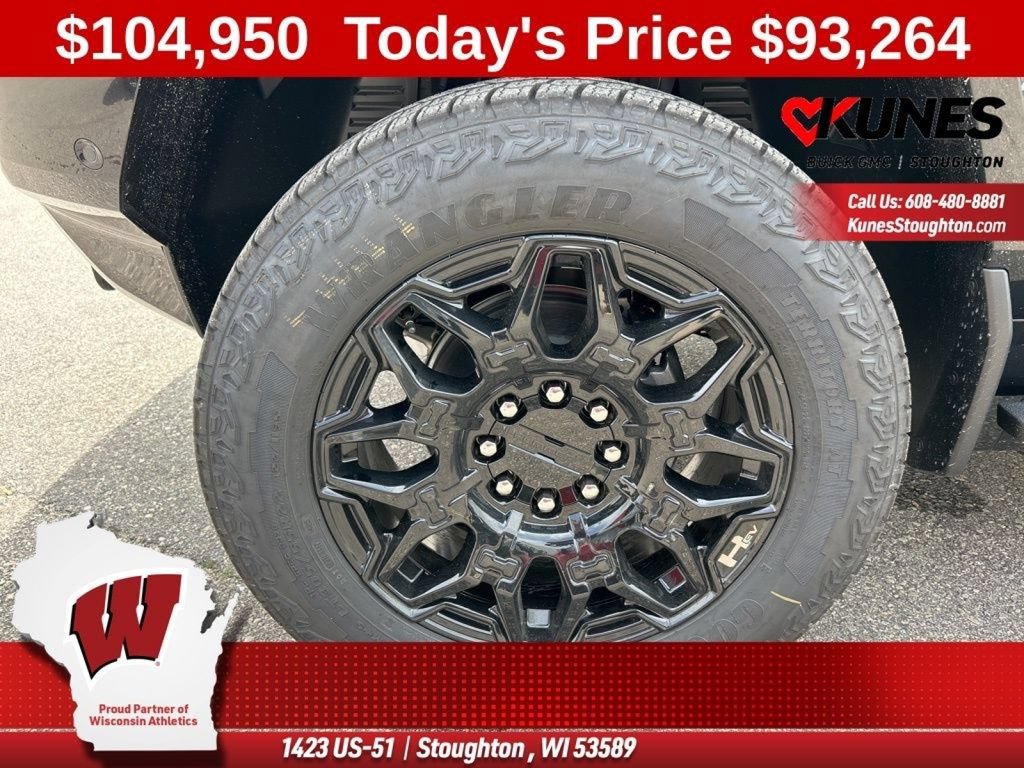 New 2025 GMC Hummer EV 2X w/ LPO, Dark Essentials Package AWD/4WD image 24