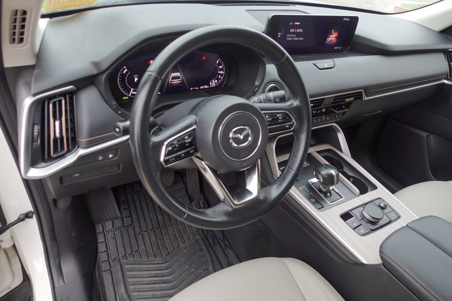 Used 2024 MAZDA CX-90 Plug-In Hybrid w/ Preferred image 9