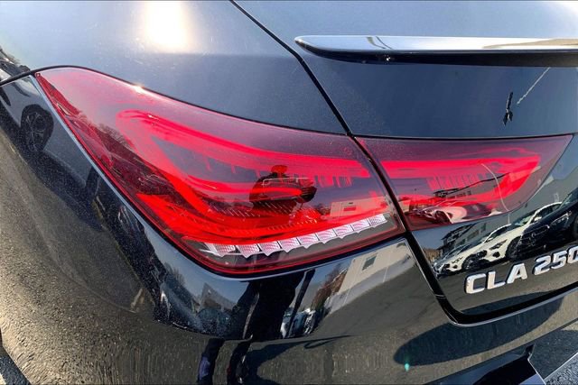 Used 2020 Mercedes-Benz CLA 250 4MATIC image 25