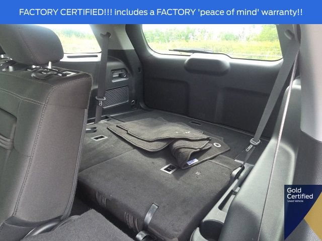 Used 2024 Ford Explorer XLT AWD/4WD image 19