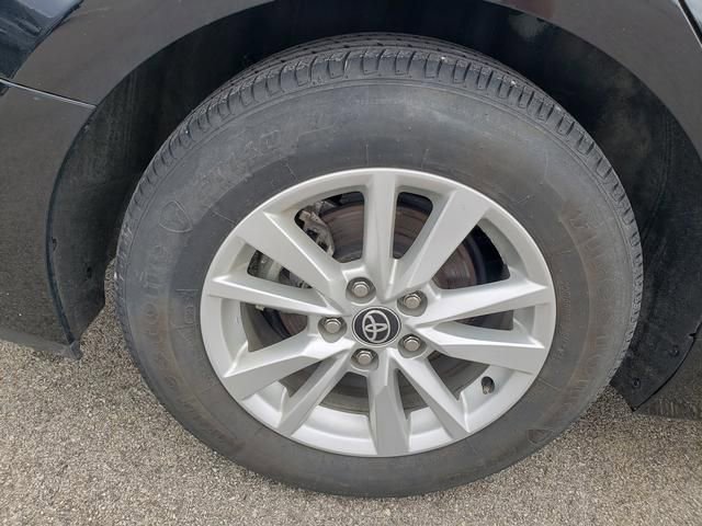 Used 2025 Toyota Camry LE FWD image 27