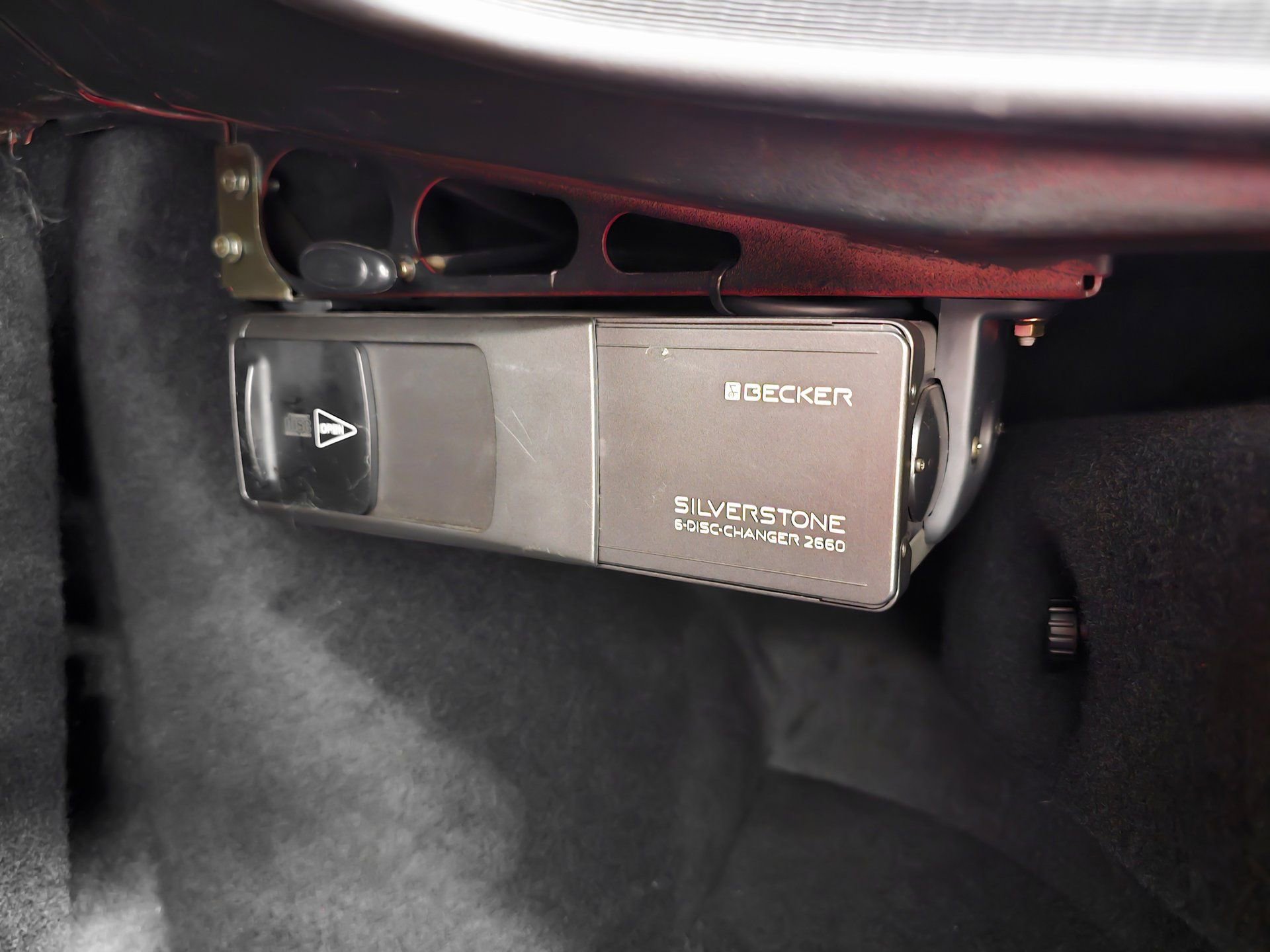 Used 2002 Ferrari 575M Maranello RWD image 18
