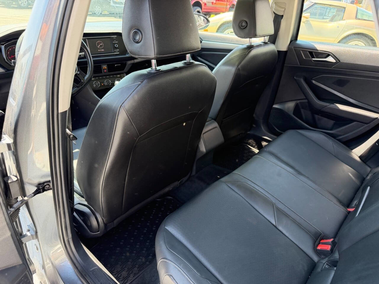 Used 2019 Volkswagen Jetta SE FWD image 10