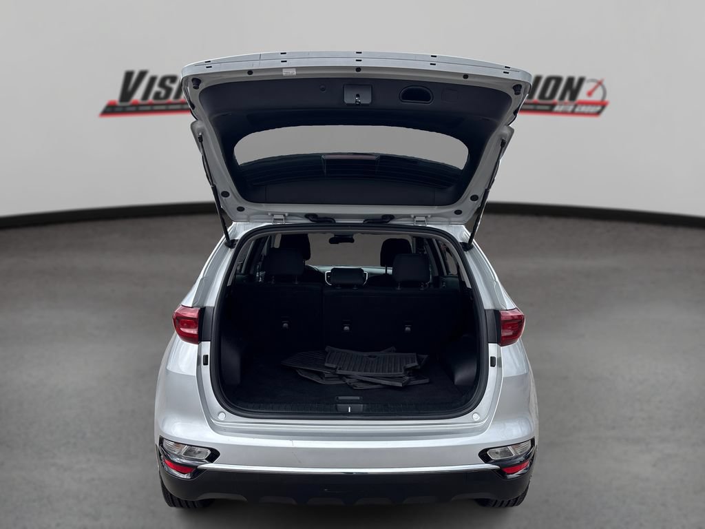 Used 2022 Kia Sportage LX FWD image 11