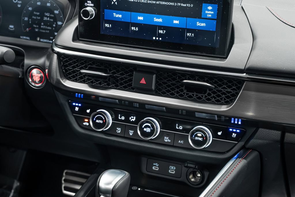 Certified 2025 Acura ADX A-Spec image 16