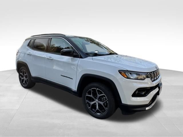 Used 2024 Jeep Compass Limited image 9