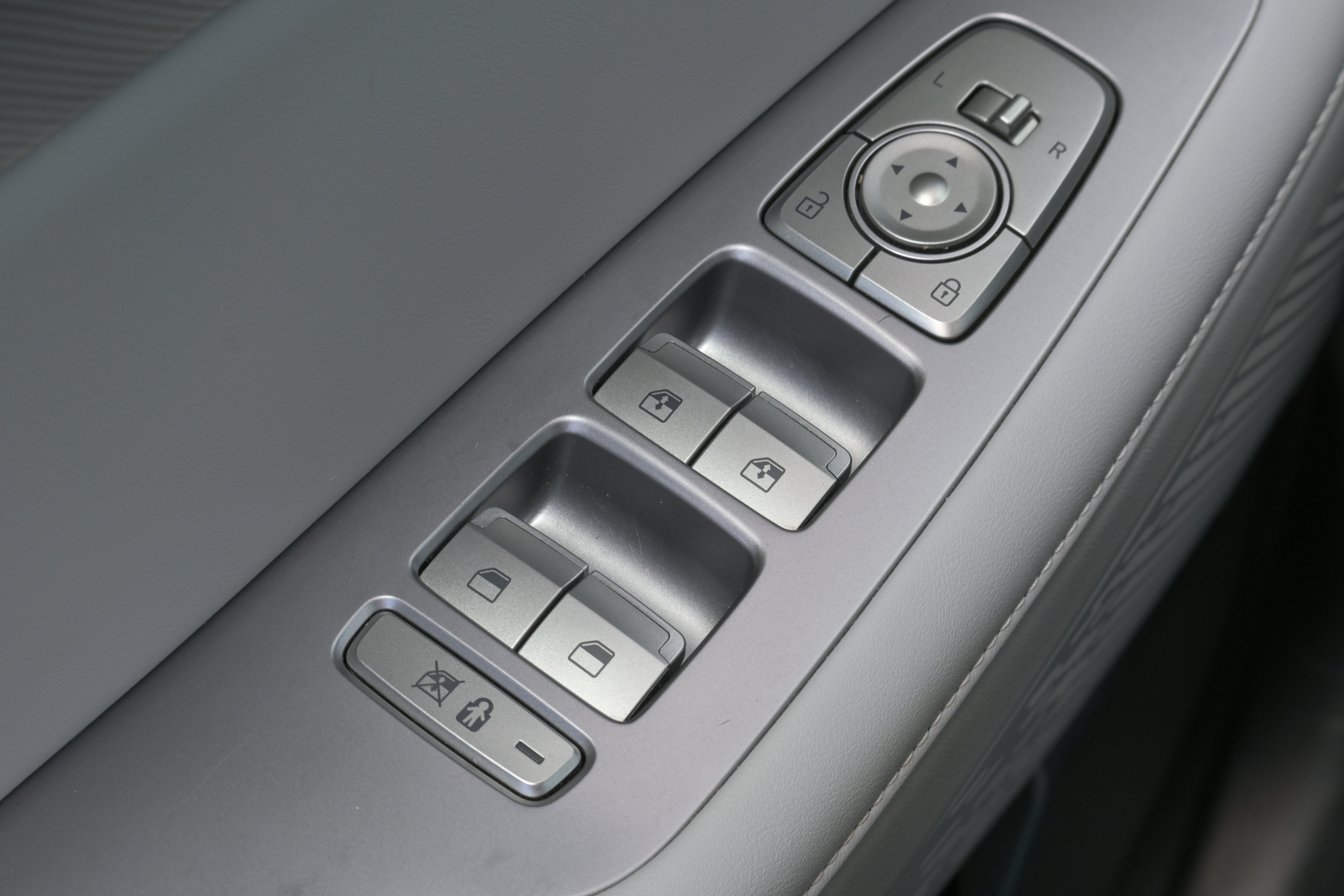 Used 2024 Hyundai Palisade SEL w/ Premium Package image 30
