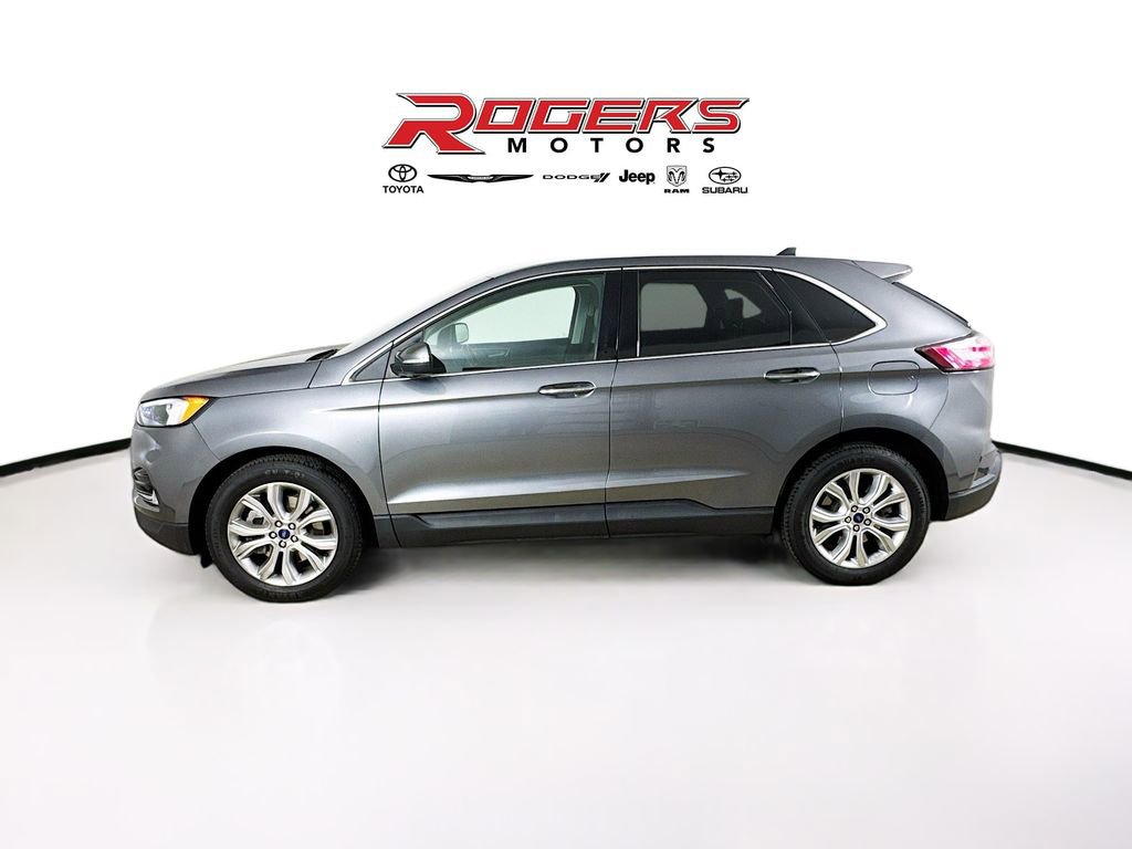 Used 2022 Ford Edge Titanium image 4