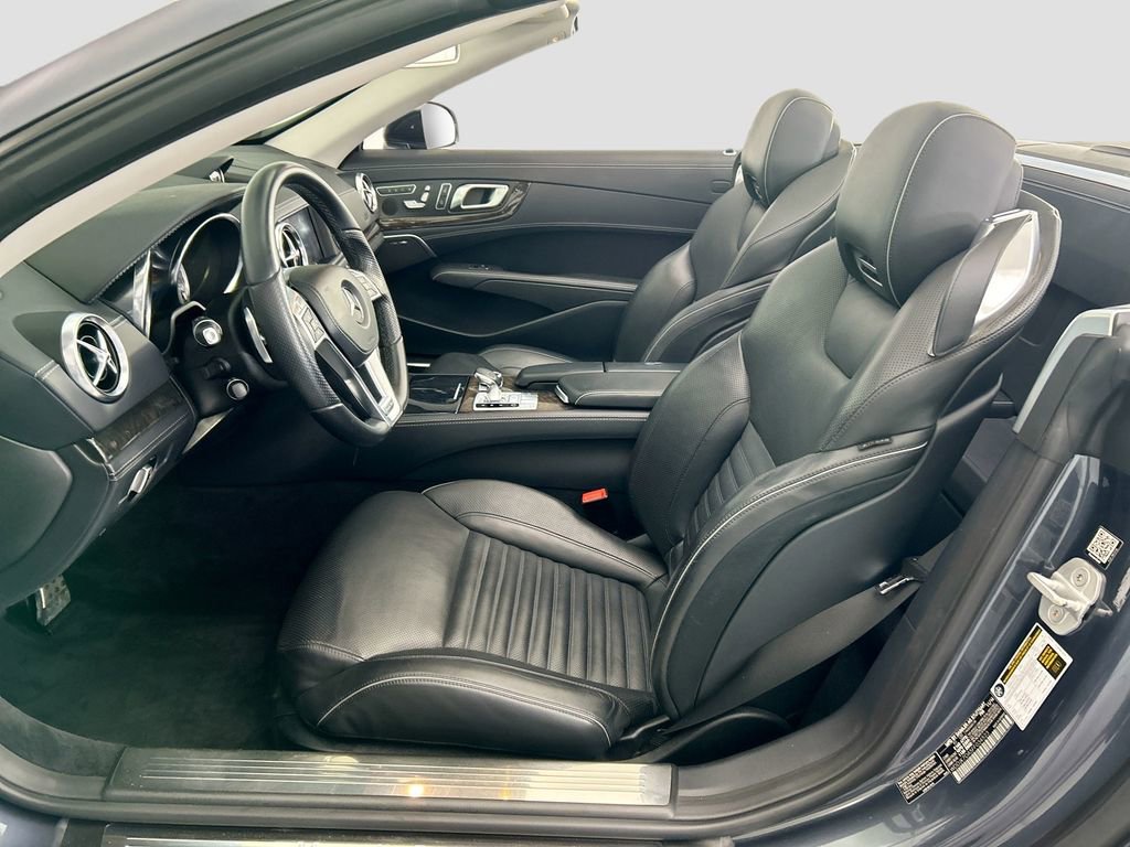 Used 2015 Mercedes-Benz SL 550 image 17