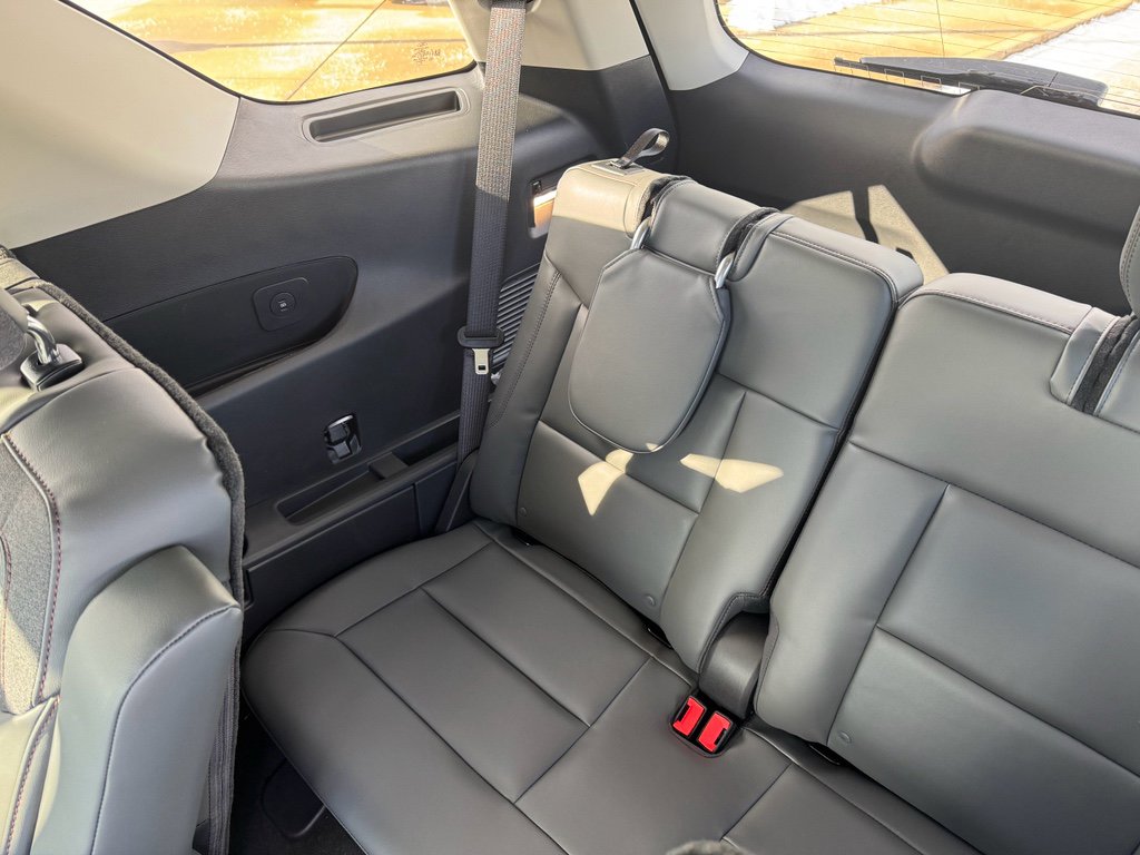 New 2026 Ford Explorer Active w/ Active Comfort Package image 23