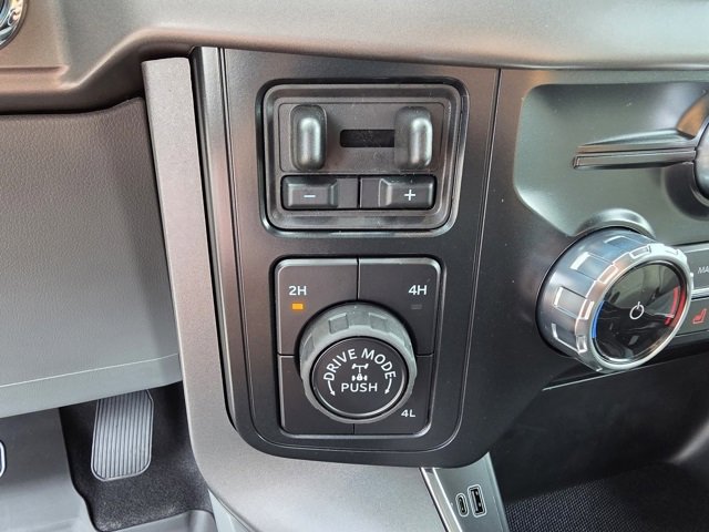 New 2025 Ford F150 XLT w/ Equipment Group 302A MID image 24