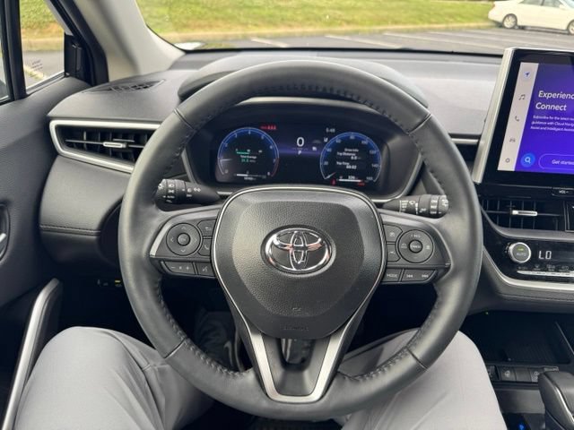Certified 2026 Toyota Corolla Cross XLE w/ Convenience Package AWD/4WD image 15