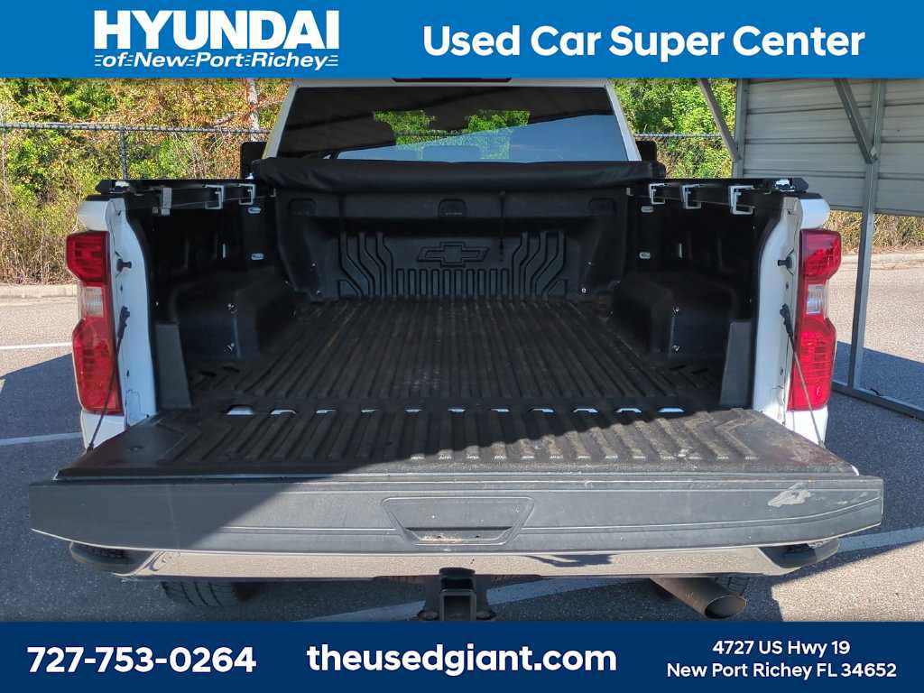 Used 2024 Chevrolet Silverado 2500 LT RWD image 12