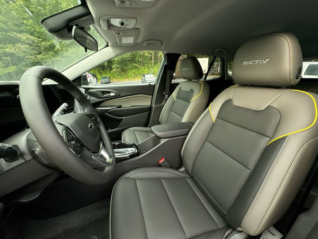 New 2026 Chevrolet Trax ACTIV w/ Driver Confidence Package FWD image 13