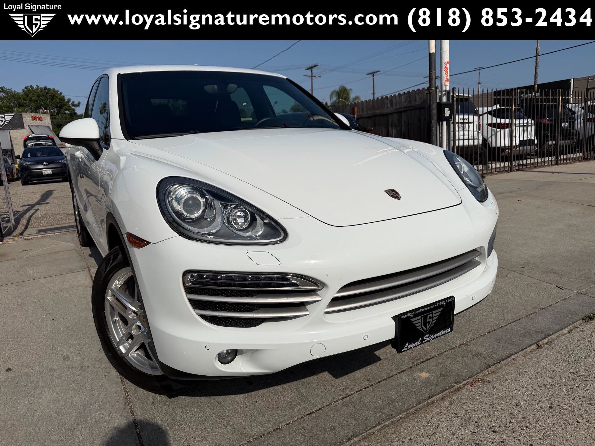 Used 2014 Porsche Cayenne Platinum Edition AWD/4WD image 1