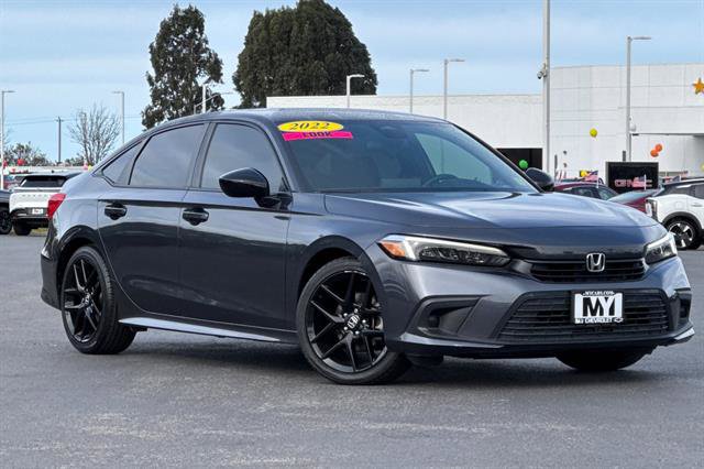 Used 2022 Honda Civic Sport image 2