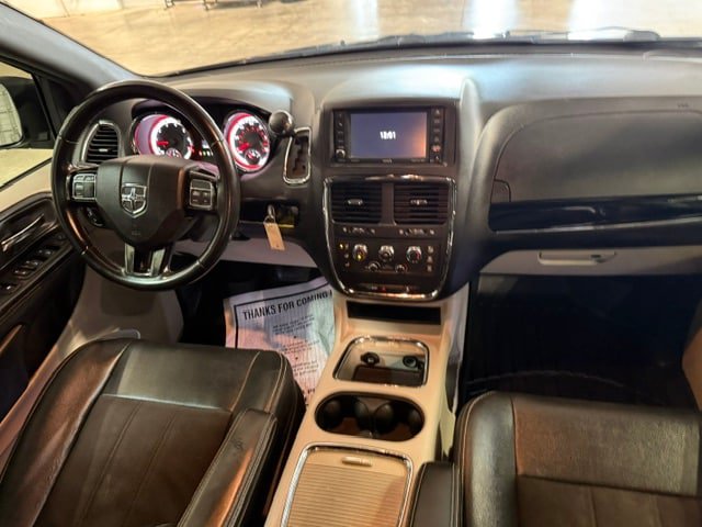 Certified 2020 Dodge Grand Caravan SXT FWD image 17