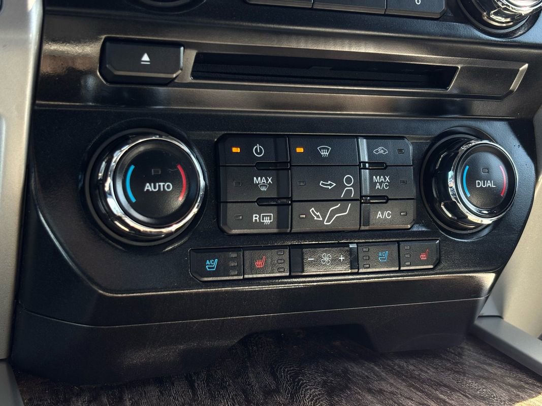 Used 2017 Ford F250 Lariat w/ Lariat Value Package image 36
