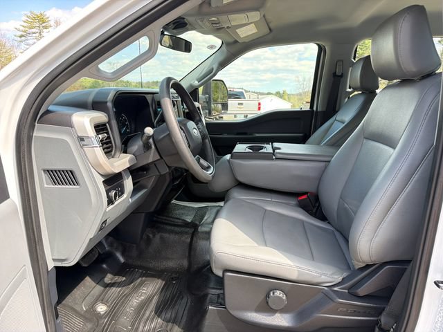 Used 2024 Ford F250 XL AWD/4WD image 12