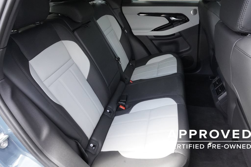 Used 2026 Land Rover Range Rover Evoque Dynamic SE AWD/4WD image 27
