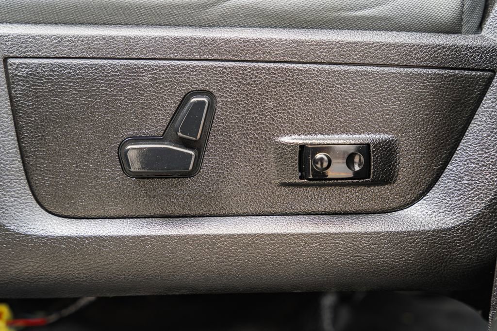 Used 2019 RAM 1500 Classic Warlock image 42