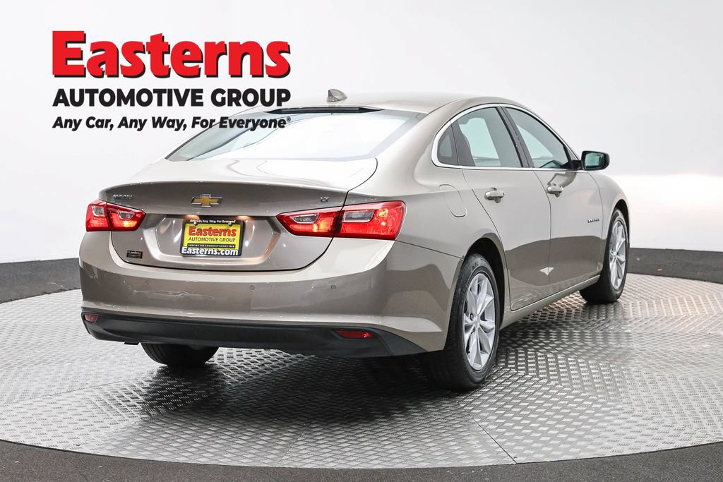 Used 2025 Chevrolet Malibu LT FWD image 5