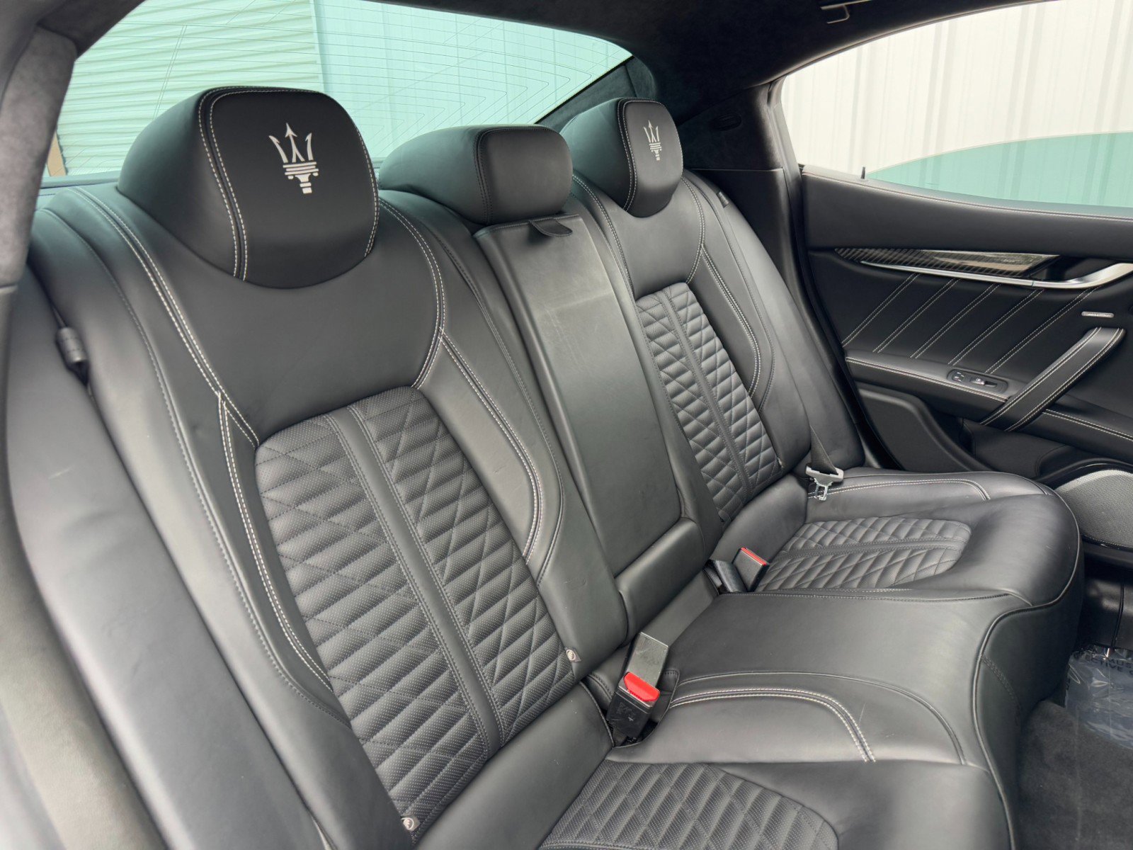 Used 2022 Maserati Ghibli Trofeo image 40